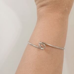 Vintage sterling silver bangle bracelet